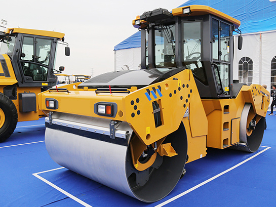 12000kg Full Hydraulic Double Drum Road Roller Xd123 Fast Deliver