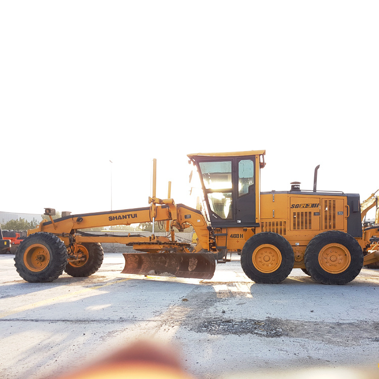 140HP 160HP Shantui New Motor Grader with Mult-Shank Ripper in Kenya