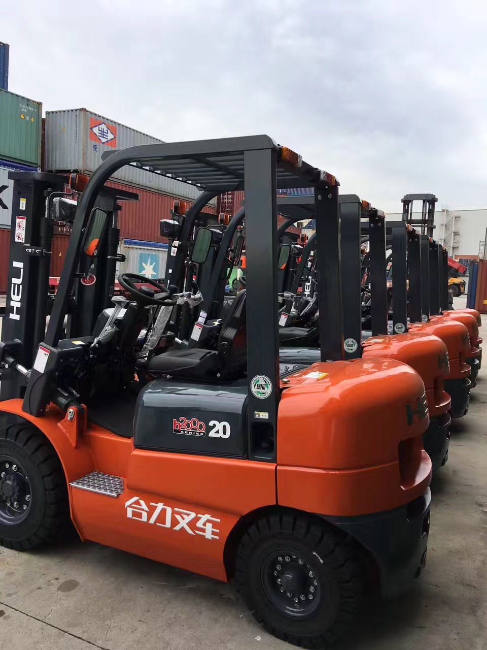 2.5ton Mini Diesel Forklift with Solid Tire CE Certificate