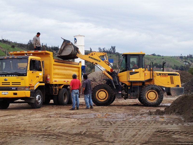 China 
                5t Loading Weight Powerful Engine Payloader for Heavy Work in Peru
             supplier