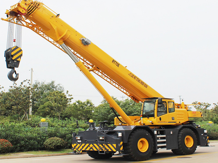 China 
                90 Ton Lifting Machinery Rt90u Telescopic Boom Rough Terrain Crane
             supplier
