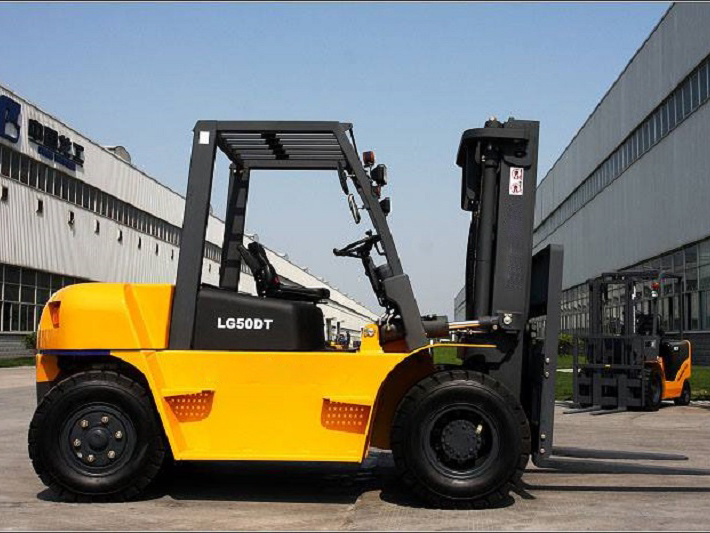 China 
                포크 포지셔너가 있는 새로운 5톤 디젤 지게차 LG50dt
             supplier