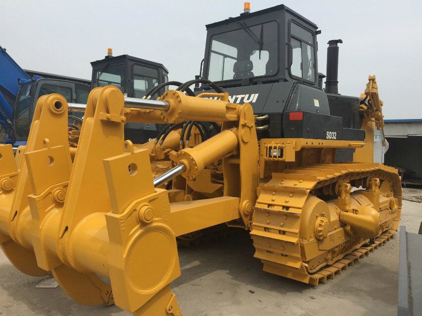 Bulldozers Shantui Crawler Bulldozer 320HP SD32 Track Bulldozer