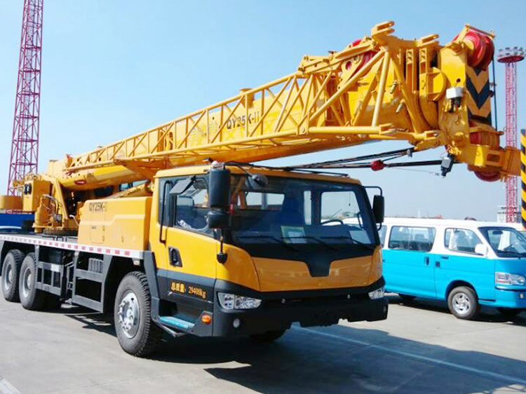 
                Gru per camion mobili da 30 tonnellate Qy30K5c Cina con braccio base da 42 m.
            