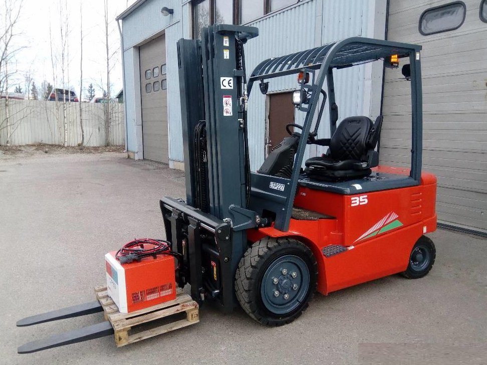 China 4ton Heli Battery Forklift Cpd40 with Sideshift