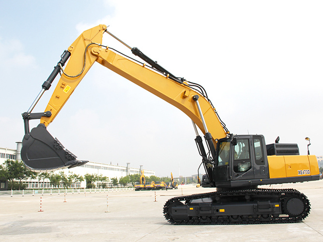 China New 47ton Crawler Excavator Xe470d with Hammer