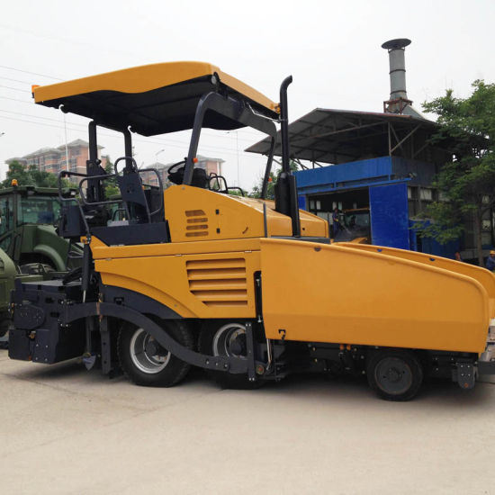 China RP603L Mini Wheel Asphalt Paver with 6m Paving Width