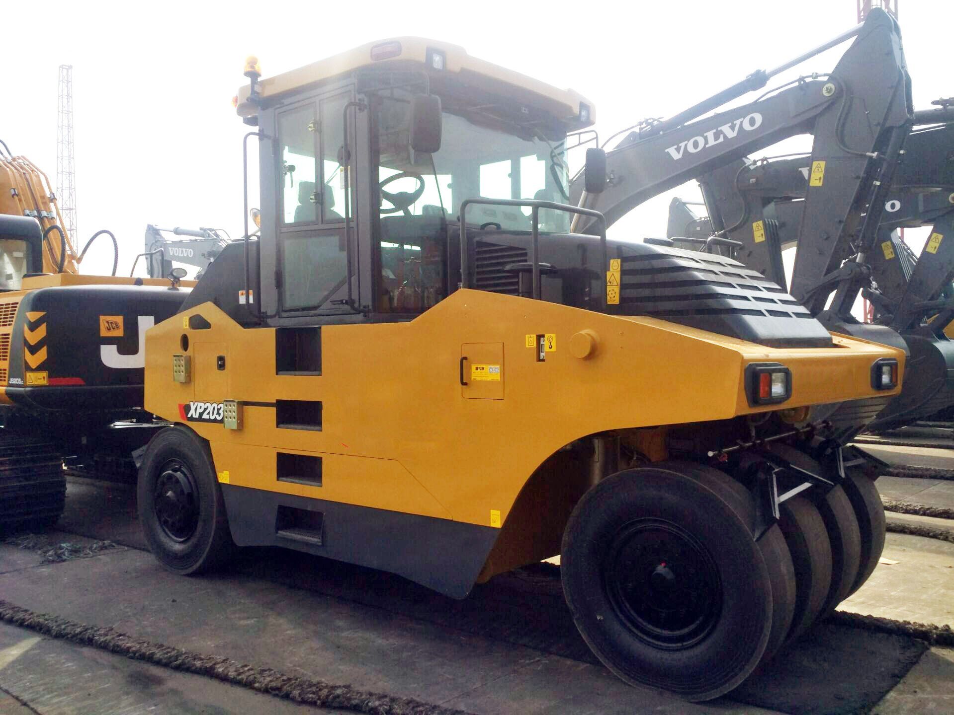 China Top Brand Hot Sale XP263 New 26 Ton Asphalt Compactor