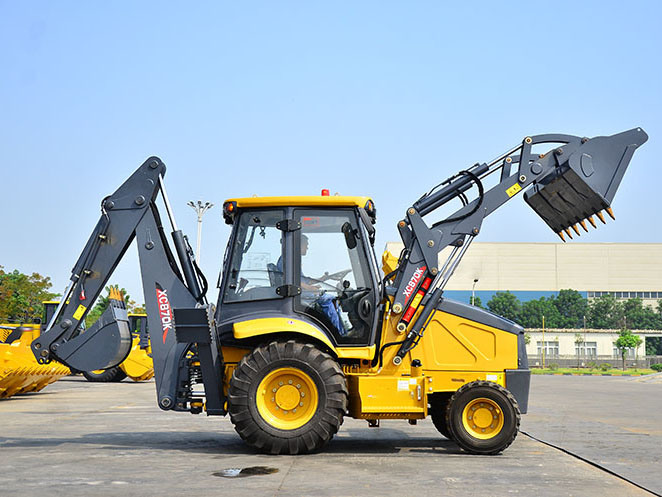 Chinese 2.5ton Wheel Backhoe Loader Xc870HK with Outrigger