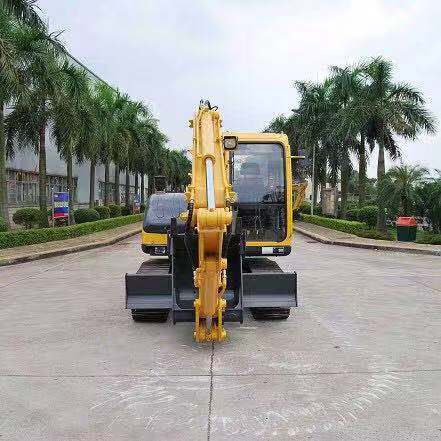 China 
                중국 미니 굴삭기 Digger Yuchai Yc55 5.5톤 유압식 미니 크롤러 굴삭기
             supplier
