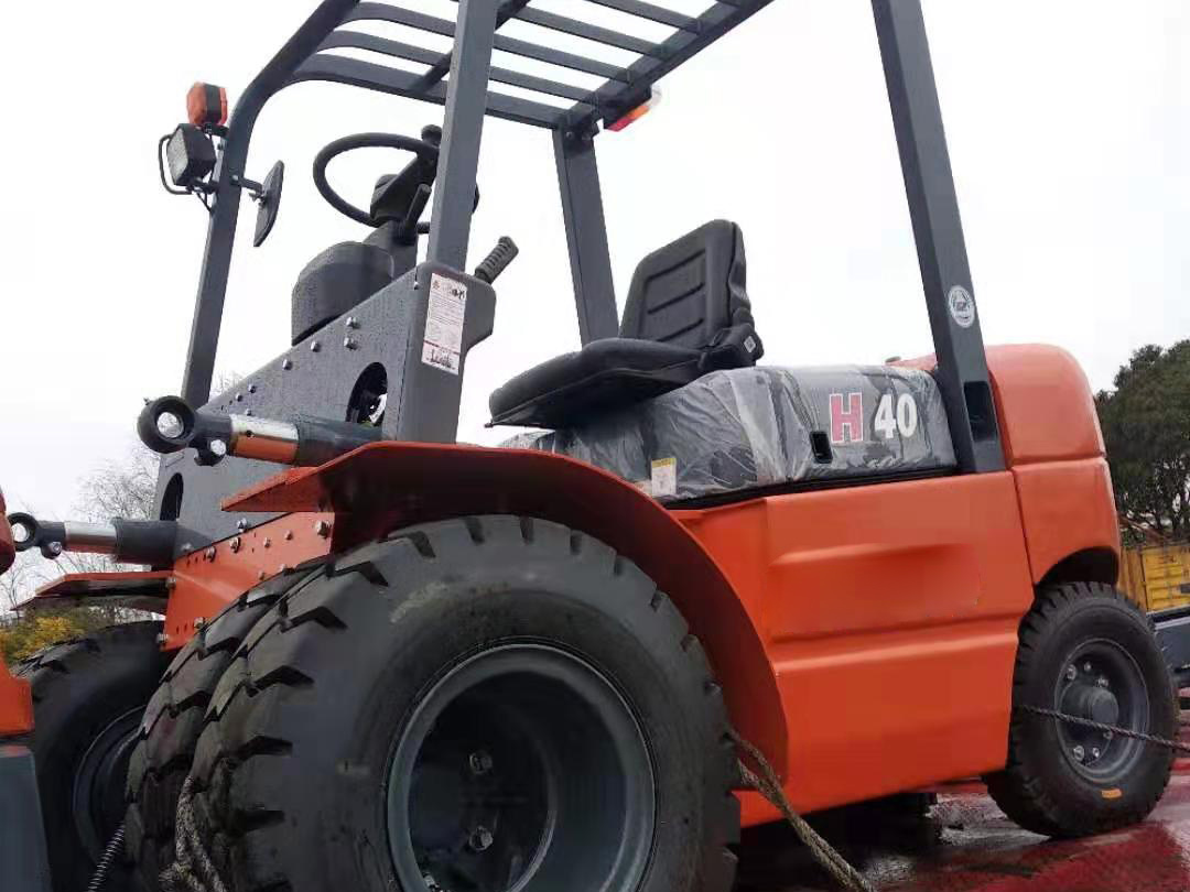 Chinese New Heli 4ton Diesel Forklift Cpcd40 with Fork Positioner