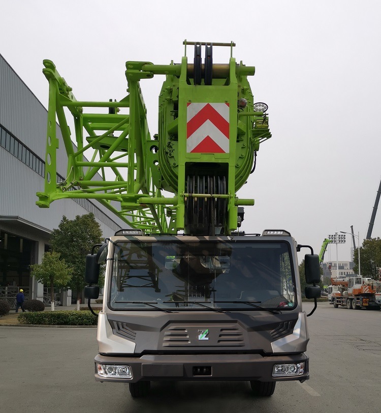 Factory Price Zoomlion Qy30V 30 Ton Mobile Truck Crane