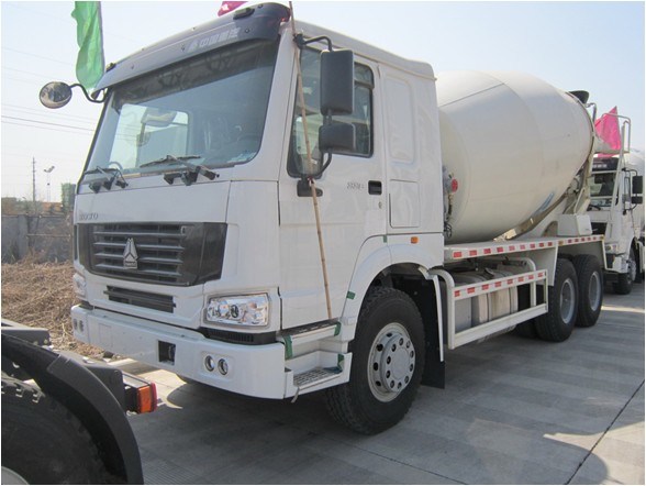 HOWO 6X4 8m3 336HP Concrete Mixer Truck