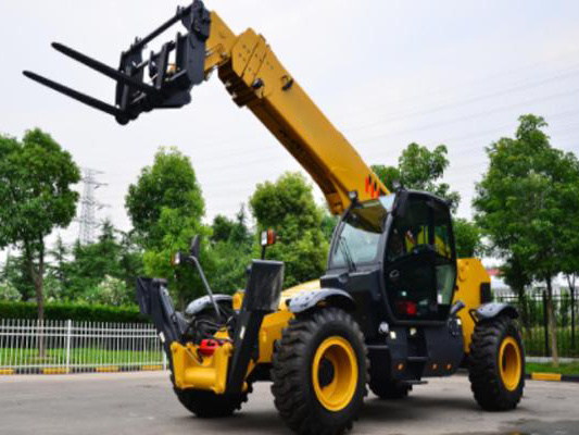 Low Price Made in 2021 Telescopic Handler Loader Xc6-4517K 4.5 Ton Telehandlers 17m Telescopic Handler Forklift