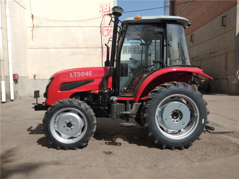 Lutong Lt504e 50 HP Lawn 4 Wheel Tractor for Farm