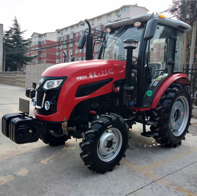 Chine 
                Lutong LT704e 70 HP tracteur de pelouse avec 4 roues motrices
             fournisseur