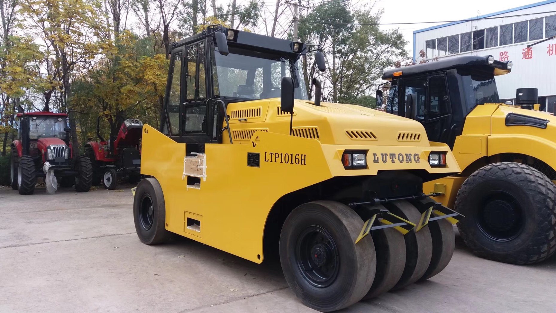 Mechanical Road Roller Ltp1016 Mini Pneumatic Tyre Road Roller Compactor