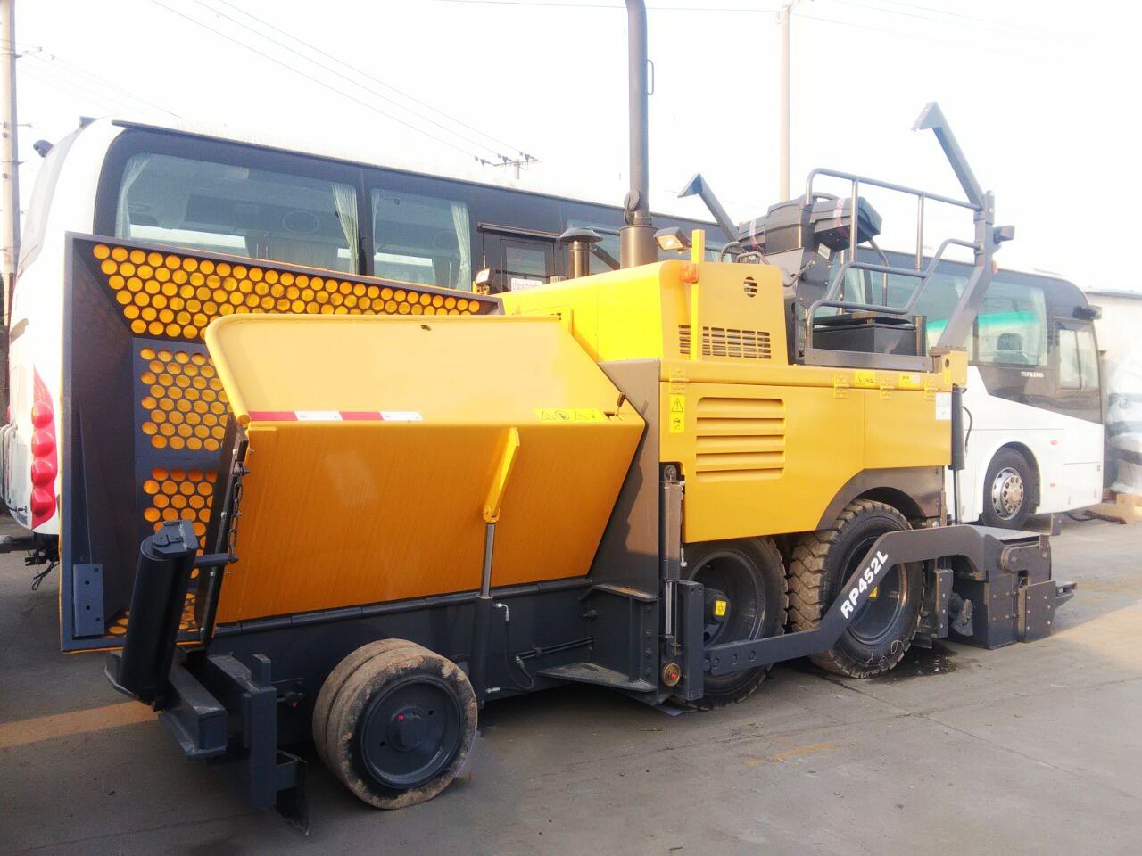 Mini Asphalt Paver 4.5m Concrete Asphalt Paver RP453L