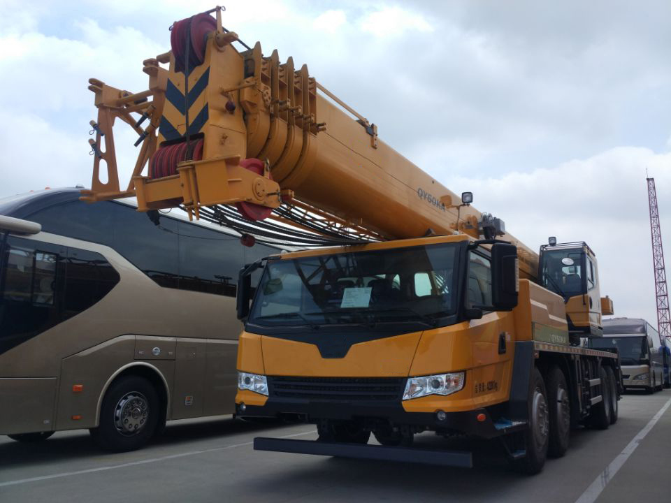 Qy50ka 50 Ton Truck Cranes Hydraulic Mobile Truck Crane in Uzbekistan