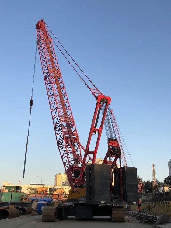 San-Y Scc1000A 100 Tons Crawler Type Lifting Crane Machine