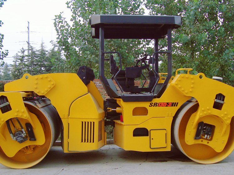 China 
                Shantuis 4ton Srd04 Trilling Double Drum Road Roller on Sale
             leverancier