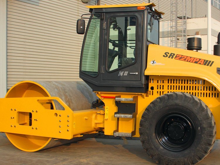 
                Shantui Sr18 18000kg Road Roller Pad opcional con el pie
            