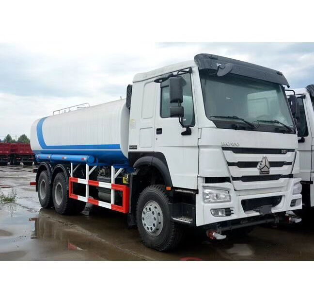 China 
                Sinotrak HOWO 4X2 Water Swinkler Browser Tanker Truck
             supplier