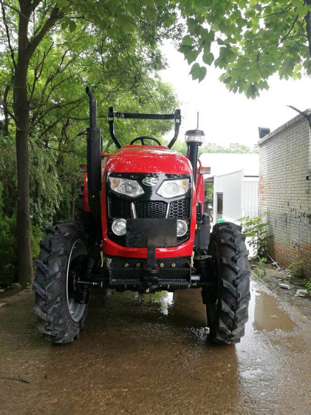 
                pièces de rechange Lutong 90HP Tracteurs pour la vente
            