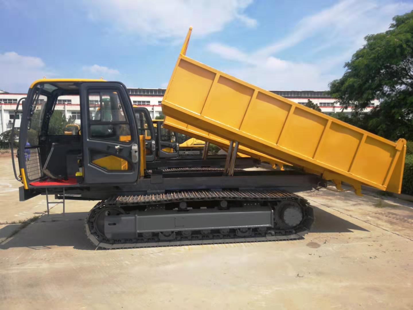 
                Cingolatura per tronchi con ponticello per dumper cingoli 8 tonnellate
            