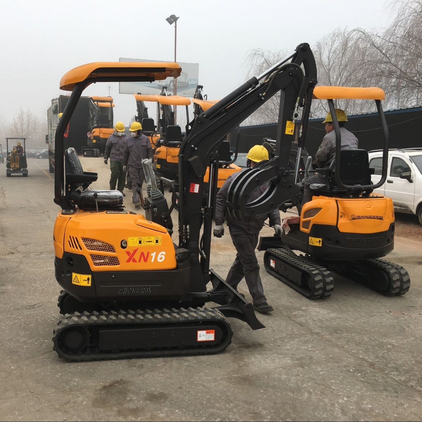 
                Xn16 1,6 ton pequenas com certificado CE escavadora de rastos
            