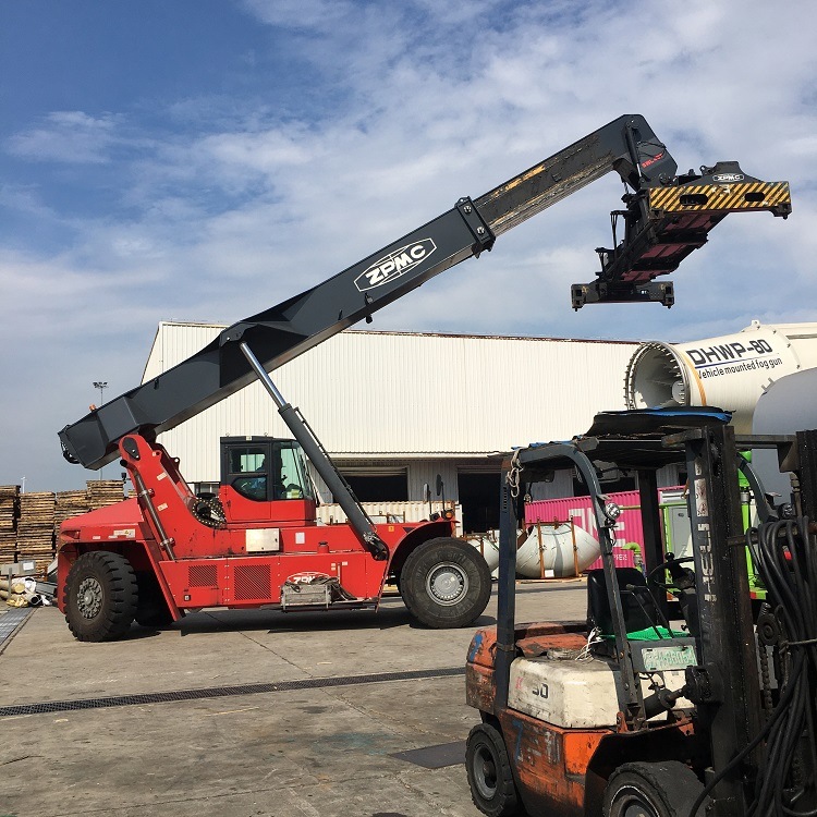 Zpmc Hrs4531s-5 45 Tons Light Reach Stacker with 61.5t Weight