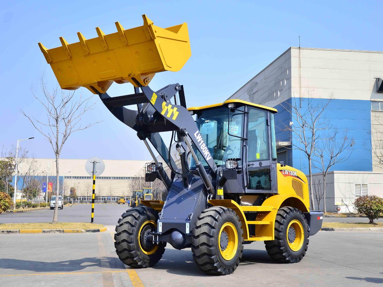 1.8 Ton 0.9m3 Mini Front End Loader Small Tractor Front End Loader Lw180kv