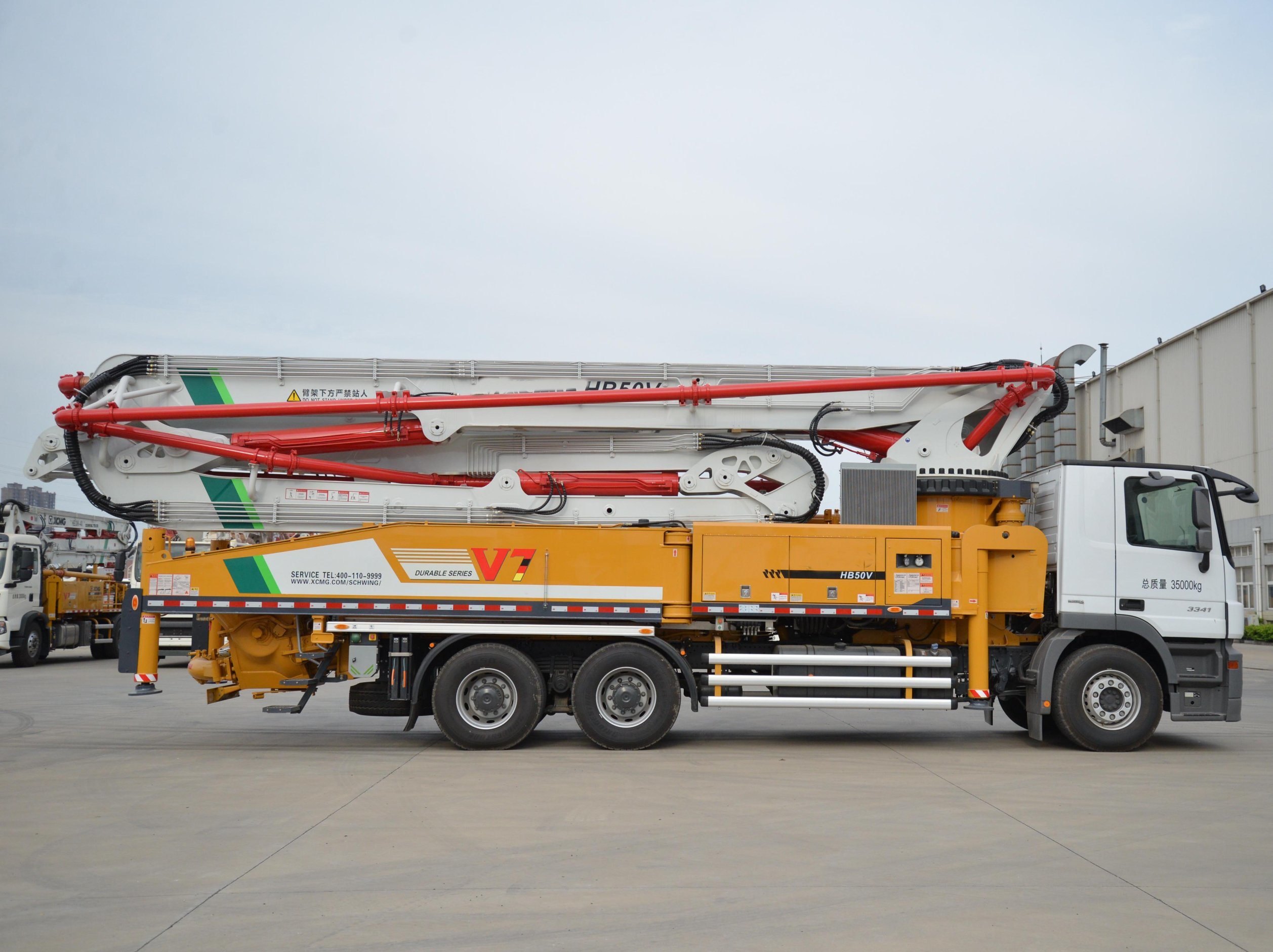 49m Small Concrete Pump Truck with Spare Parts