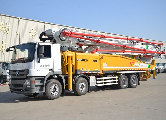 62m New Concrete Pump Truck Famous Brand Competitive Price