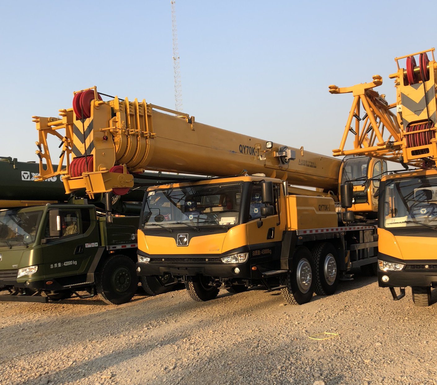 70 Ton Heavy Lift Qy70K-I Crane Truck Hydraulic Truck Crane Price