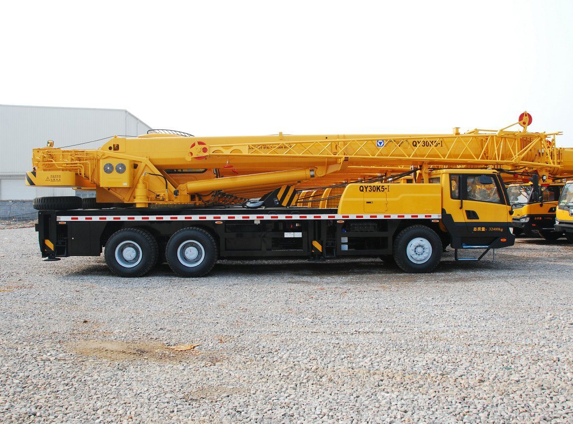 Cheap Price 30 Ton Pickup Hydraulic Truck Crane 30 Tons Qy30K Qy30K5-I with Cable Winch for Sale