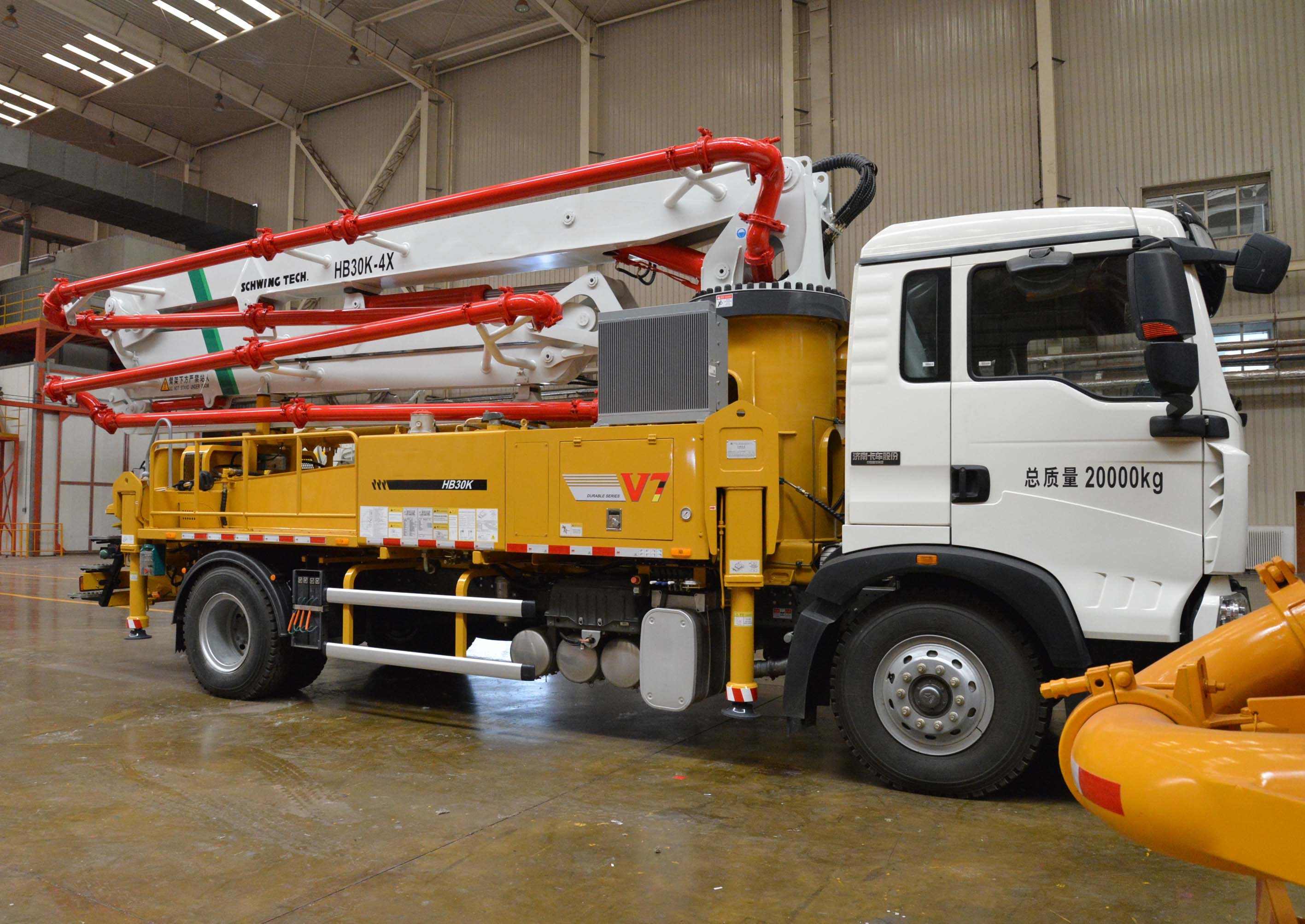 China Famous Brand 30m Concrete Pump Truck with Good Quality Spare Parts