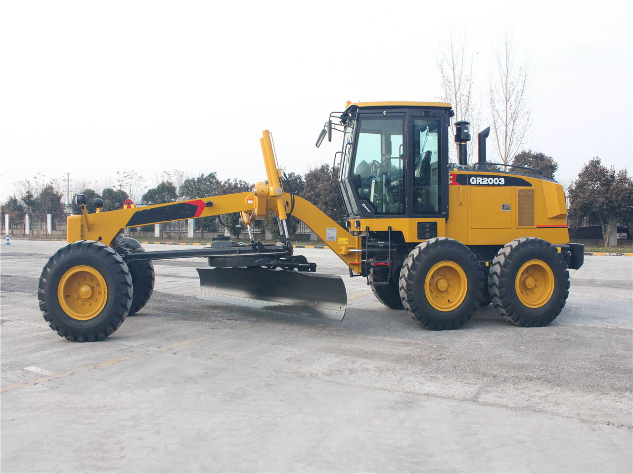 China Famous Brand Motor Grader Gr2003 with Front Blade 200HP Hot Sale