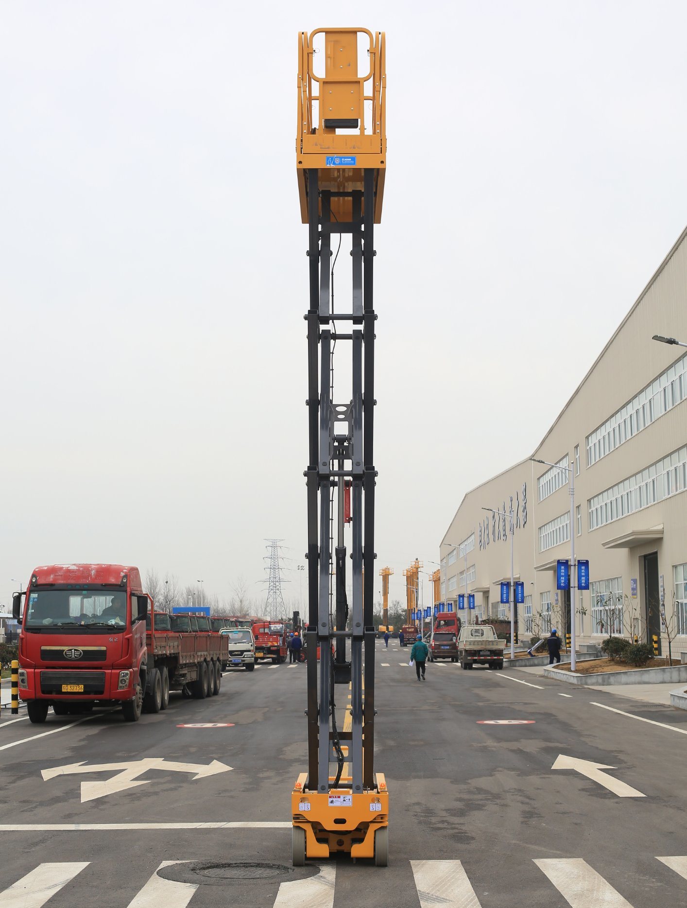 Chinese Brand New Xg0807HD Max. Lifting Height 8 M Platform Scissor Lift with CE for Best Price