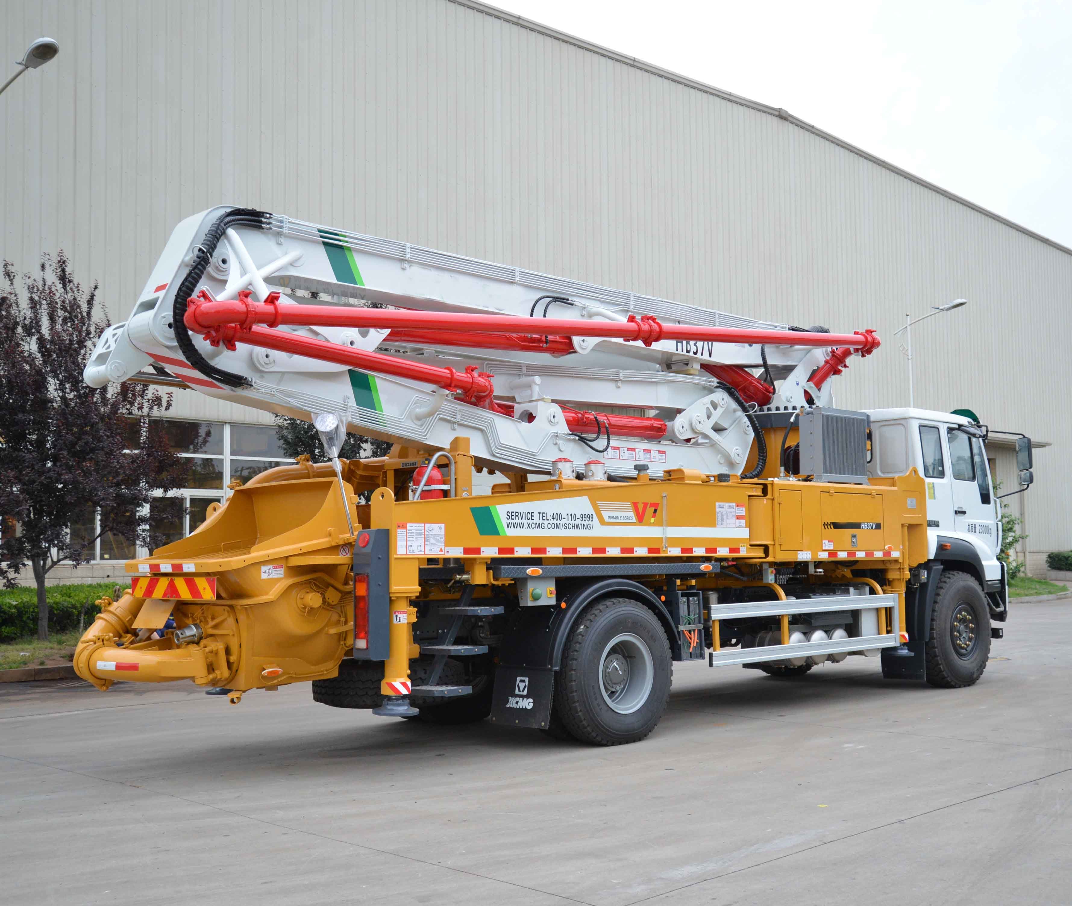 Compact Design 37m Hb37 Truck Mounted Concrete Pump Truck with Professional Service