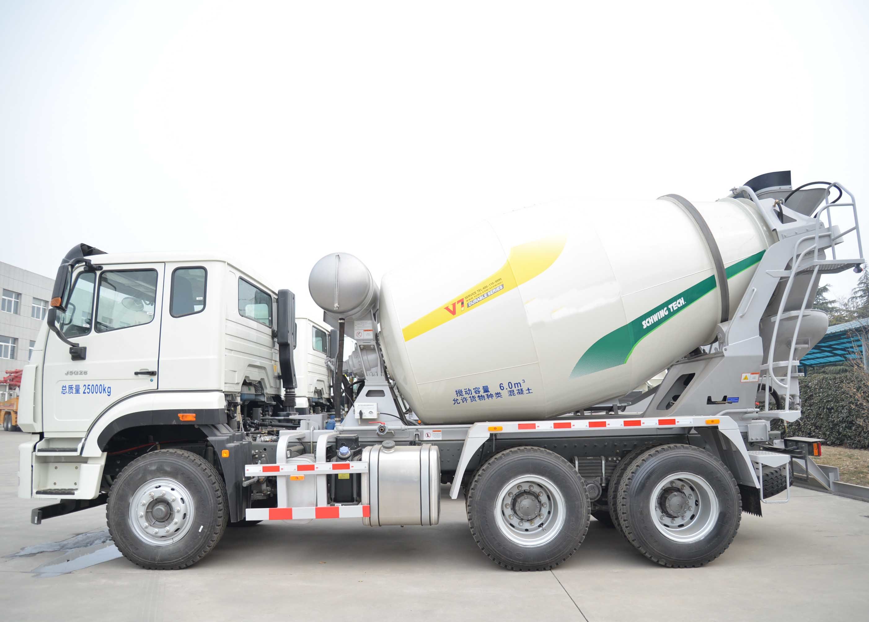 Construction Machinery Truck-Mounted Concrete Mixer 6m3