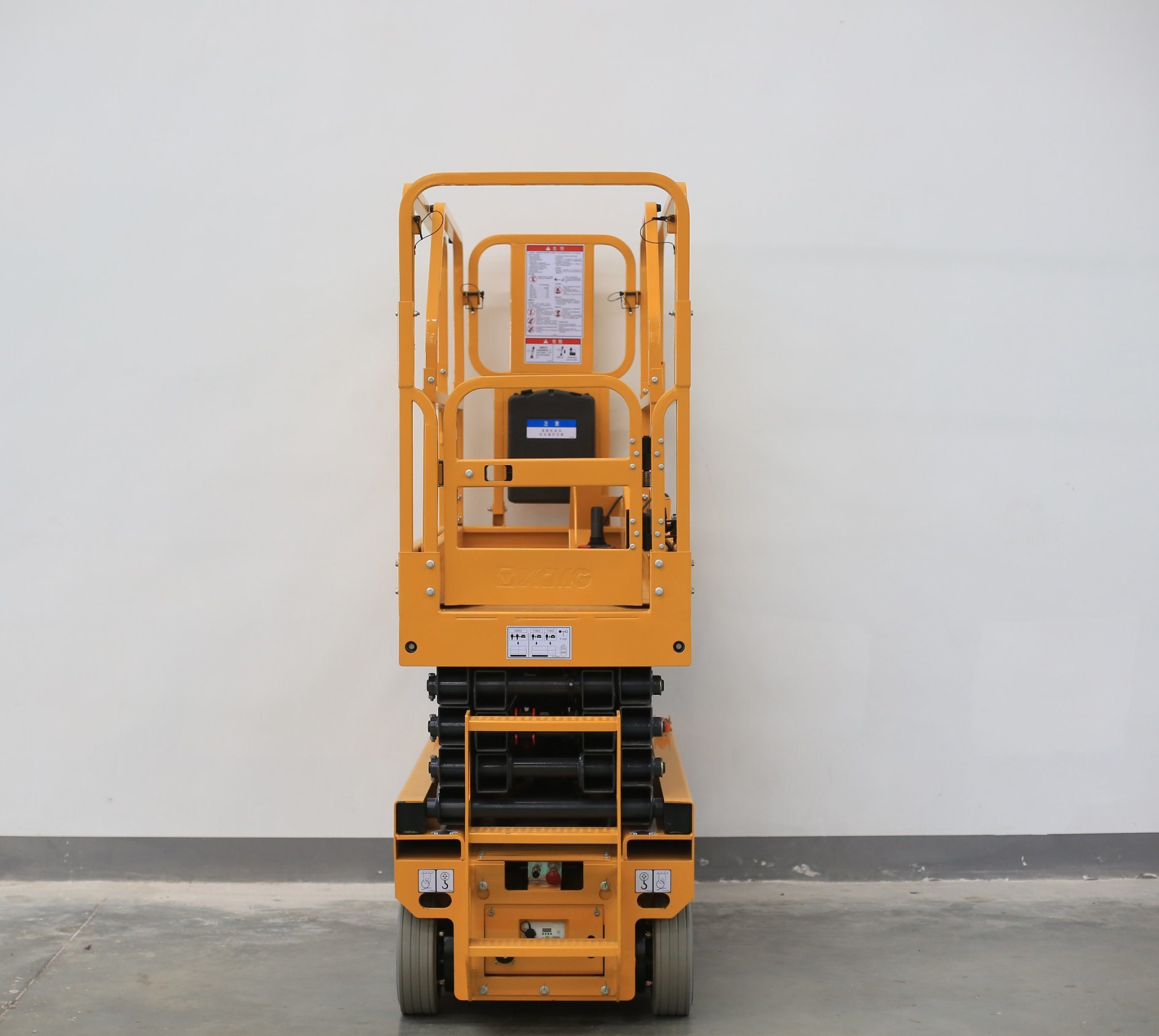 High Performance Xg0807HD 8m Electric Hydraulic Scissor Aerial Work Platform for Sale