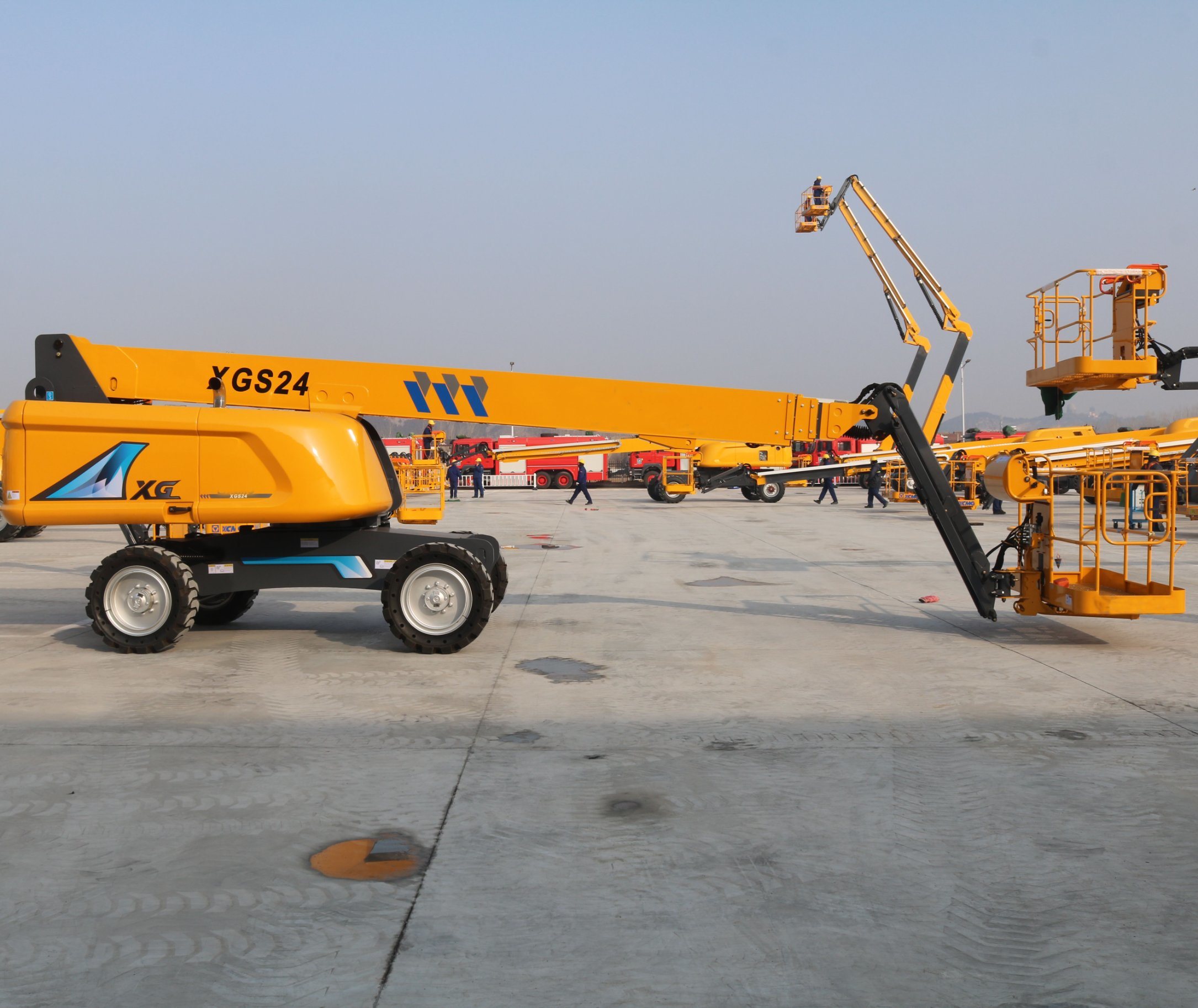 Hot Sale Chinese Xga28 Mobile Hydraulic Max. Lifting 26 M Articulated Boom Lift with Factory Price