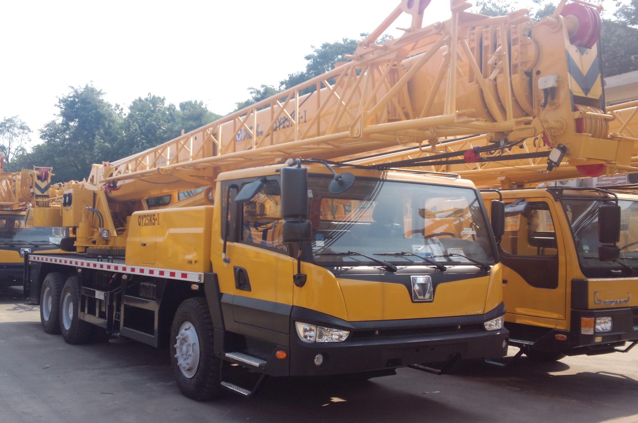 Hydraulic Crane 25 Ton Mobile New Lift Crane Truck Qy25K5-I Construction Crane