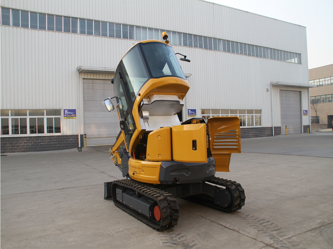 Mini Excavator 3.5tton Crawler Excavator Xe35e/Xe35u for Europe Market with CE Certification