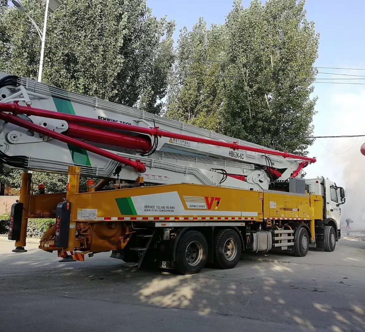 China 
                最も普及したブランドトラックポンプ 58m の油圧トラック取付けコンクリート ミキサーポンプの工場価格
             supplier