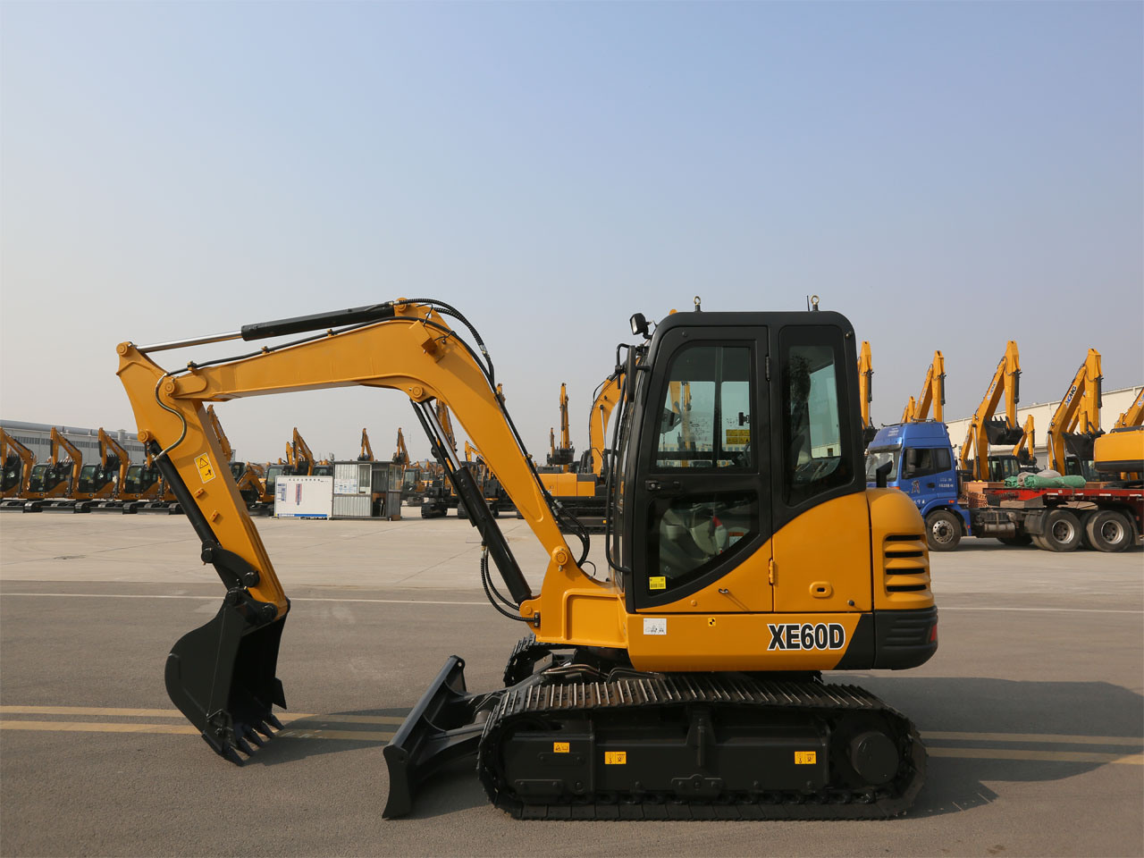 China 
                Populares xe60d 6t miniexcavadora Bomba Hidráulica excavadora de cadenas Precio barato para la venta
             proveedor