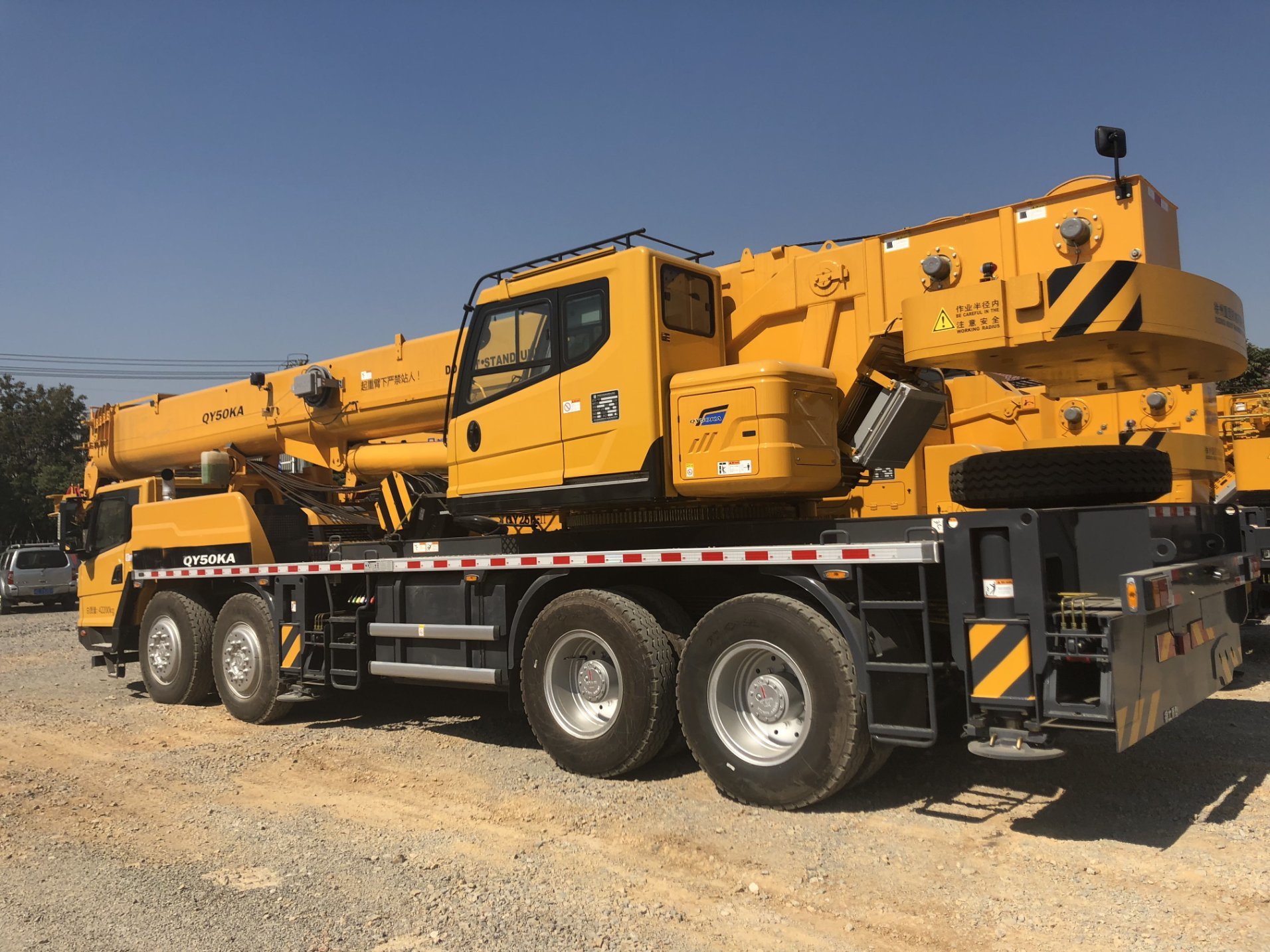 Qy50ka 50 Ton Telescopic Boom Hydraulic Mobile Truck Mounted with Crane 58m Lift Height 276kw Power