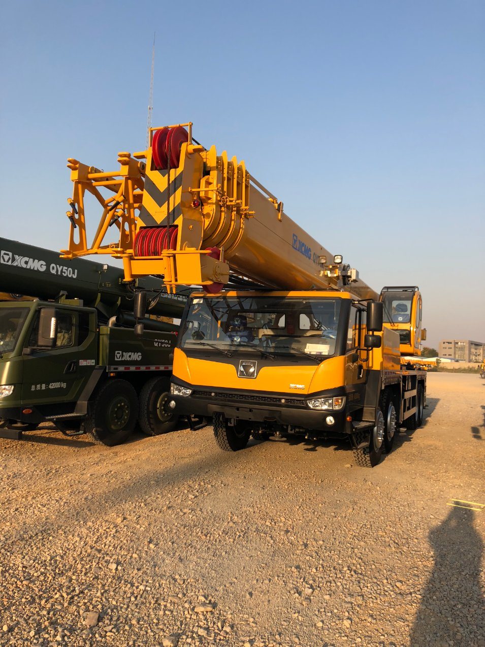 Telescopic Boom Truck Crane Qy70K-I 70ton Lifting Crane Truck with Spare Parts for Sale