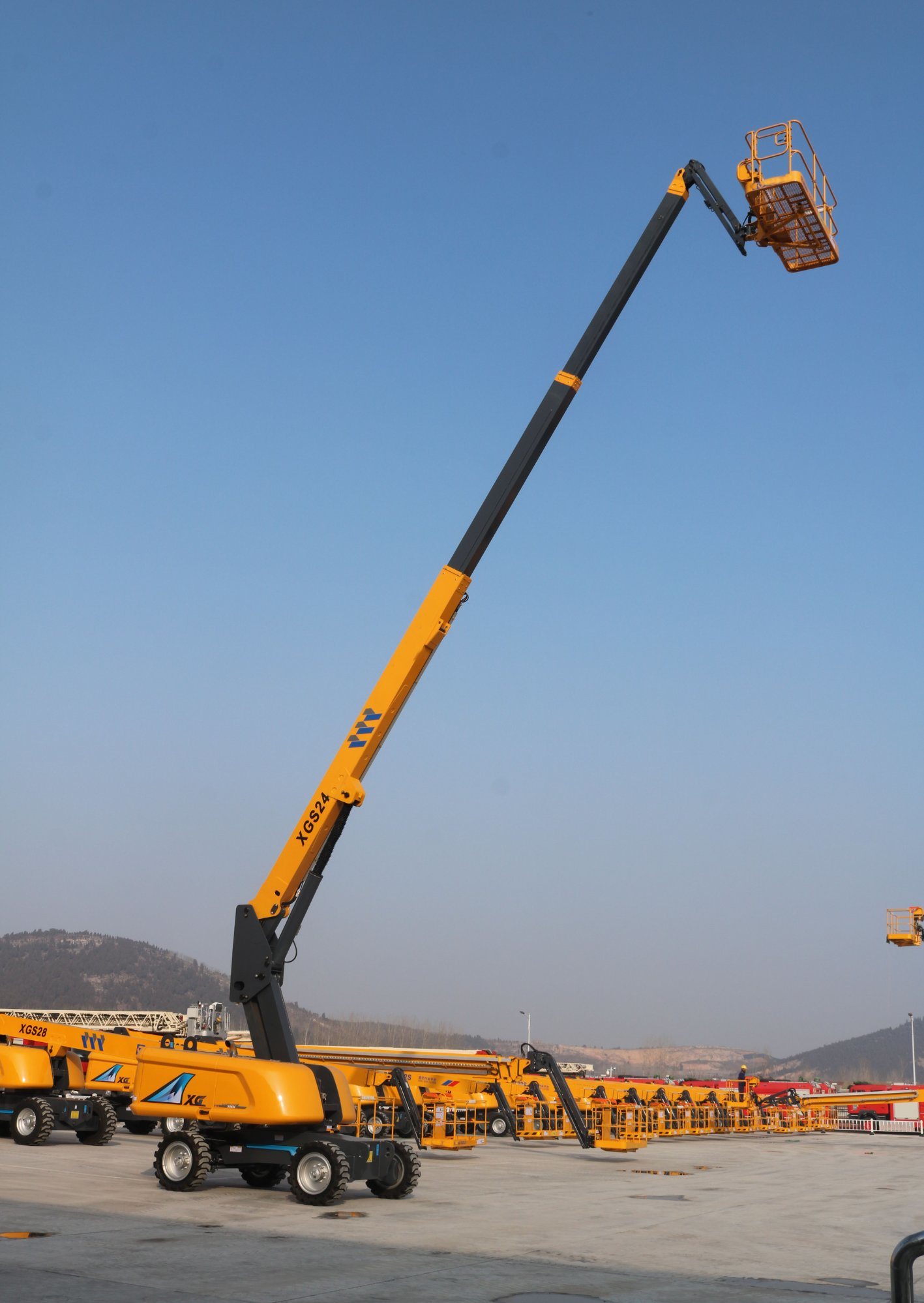 Top10 Brand Xgs24 Telescopic Lifting 24m Hydraulic Lifting Aerial Work Platform